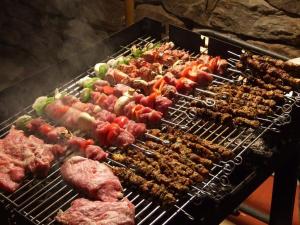 img_como_encender_una_barbacoa_de_carbon_26165_600